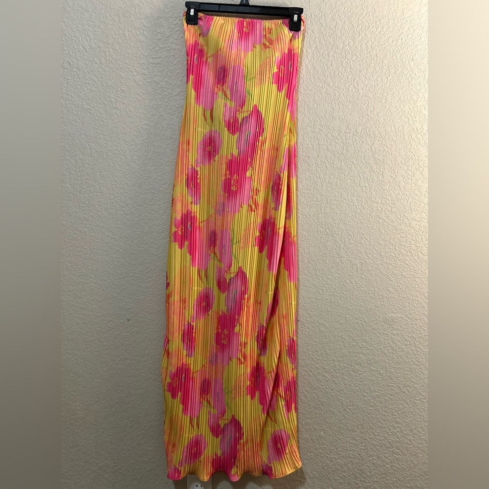 Floral Pleated Maxi Dress